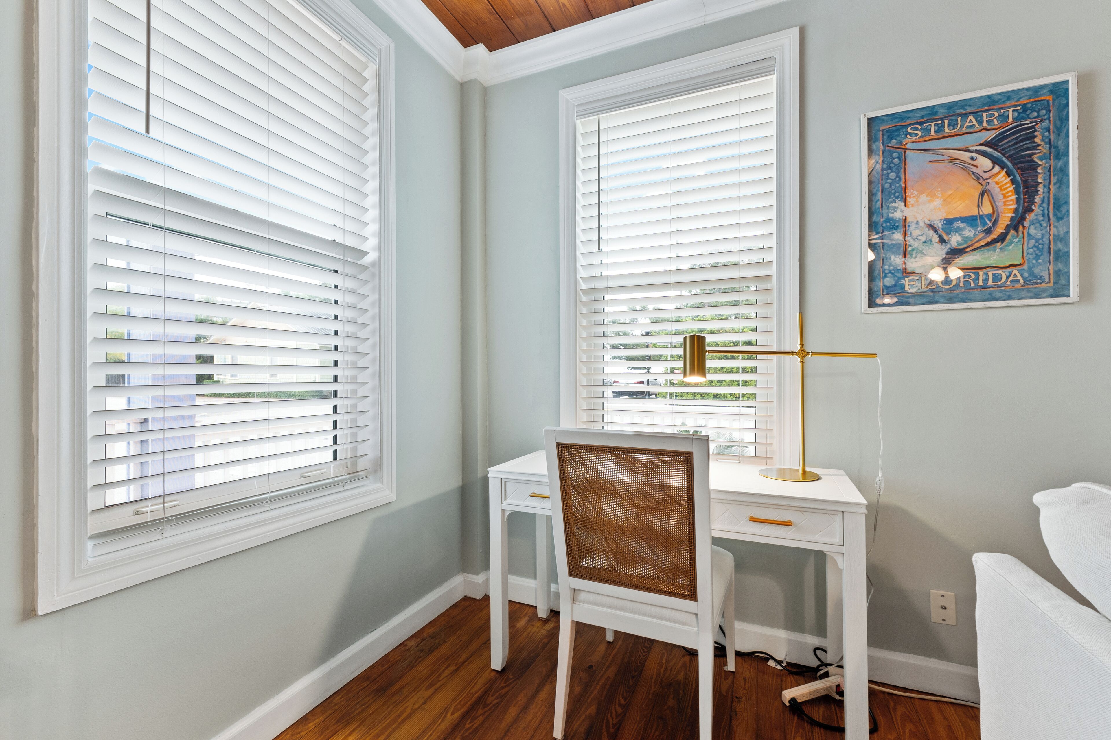 sailfish suite, 1 king bed with sofa bed, kitchen, ground floor | living area | 40-inch tv with cable channels