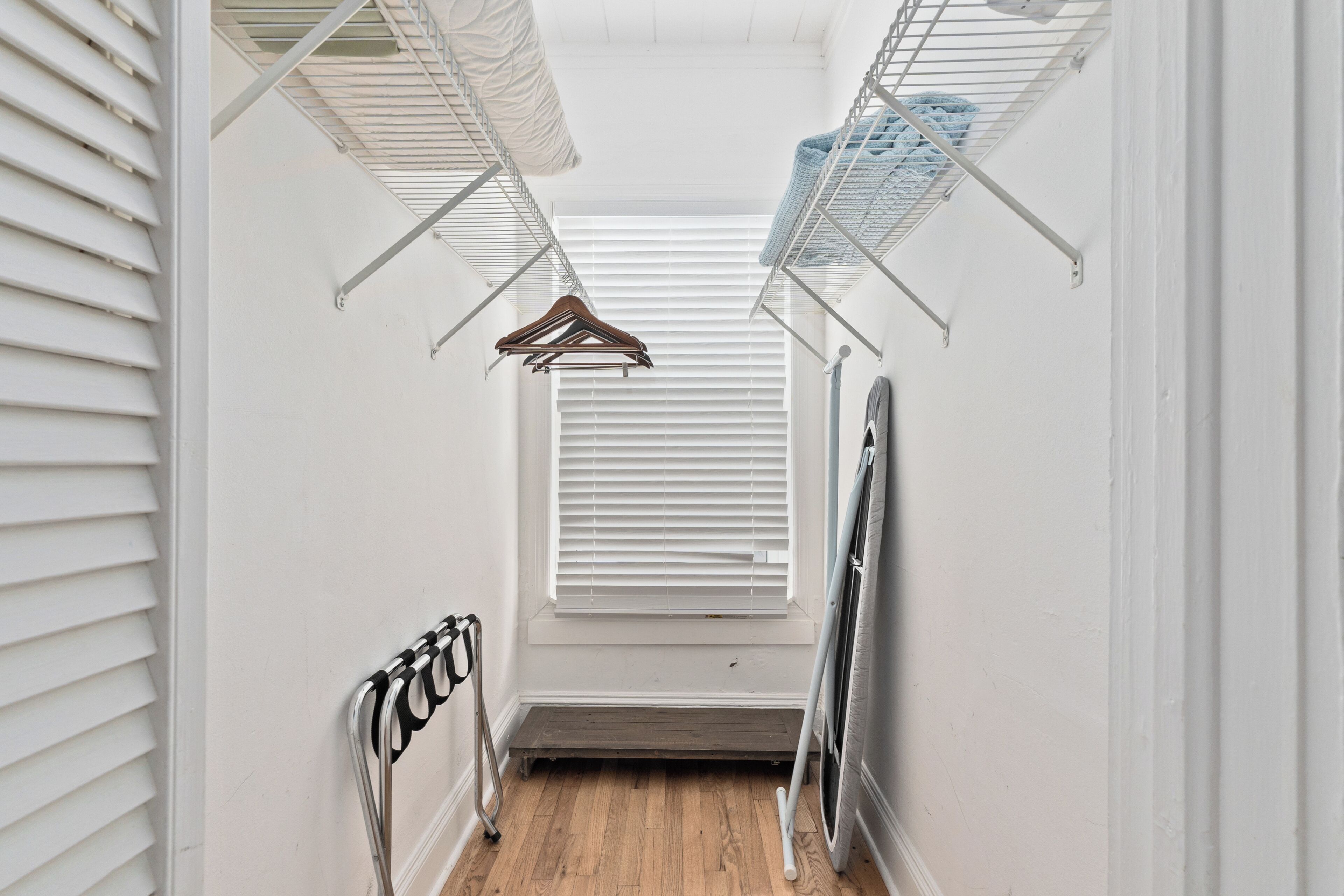 aloha suite, 1 bedroom, kitchen | room amenity