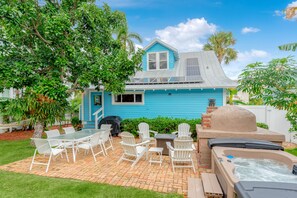 The Blue House, 3 Bedrooms, 2 Bathrooms | Terrace/patio