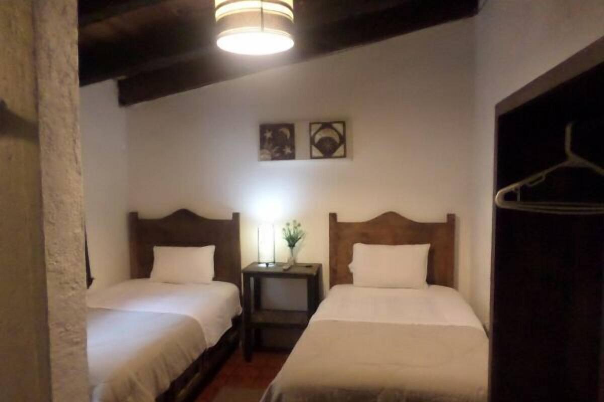 Standard Room, 2 Single Beds | Free rollaway beds, free WiFi
