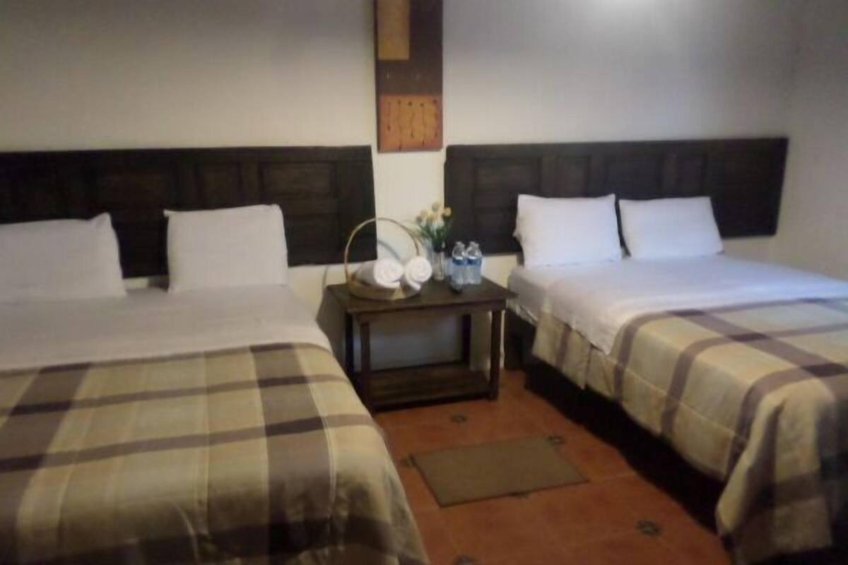 Free rollaway beds, free WiFi