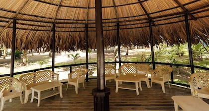 Turtle Beach Lodge