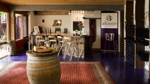 Bar (en la propiedad)