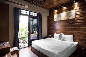 Superior Double or Twin Room, 1 Bedroom | Premium bedding, individually decorated, individually furnished, desk - Luna's House (Kaohsiung)