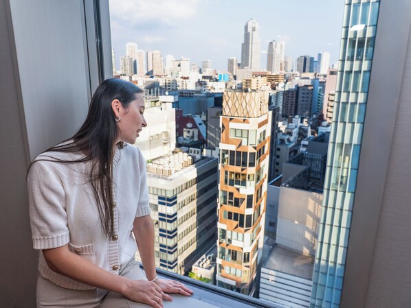 Executive Double Room [Washer and Dryer Furnished], Non Smoking | In-room safe, soundproofing, iron/ironing board, free WiFi - Tokyu Stay Ginza (Tokyo)