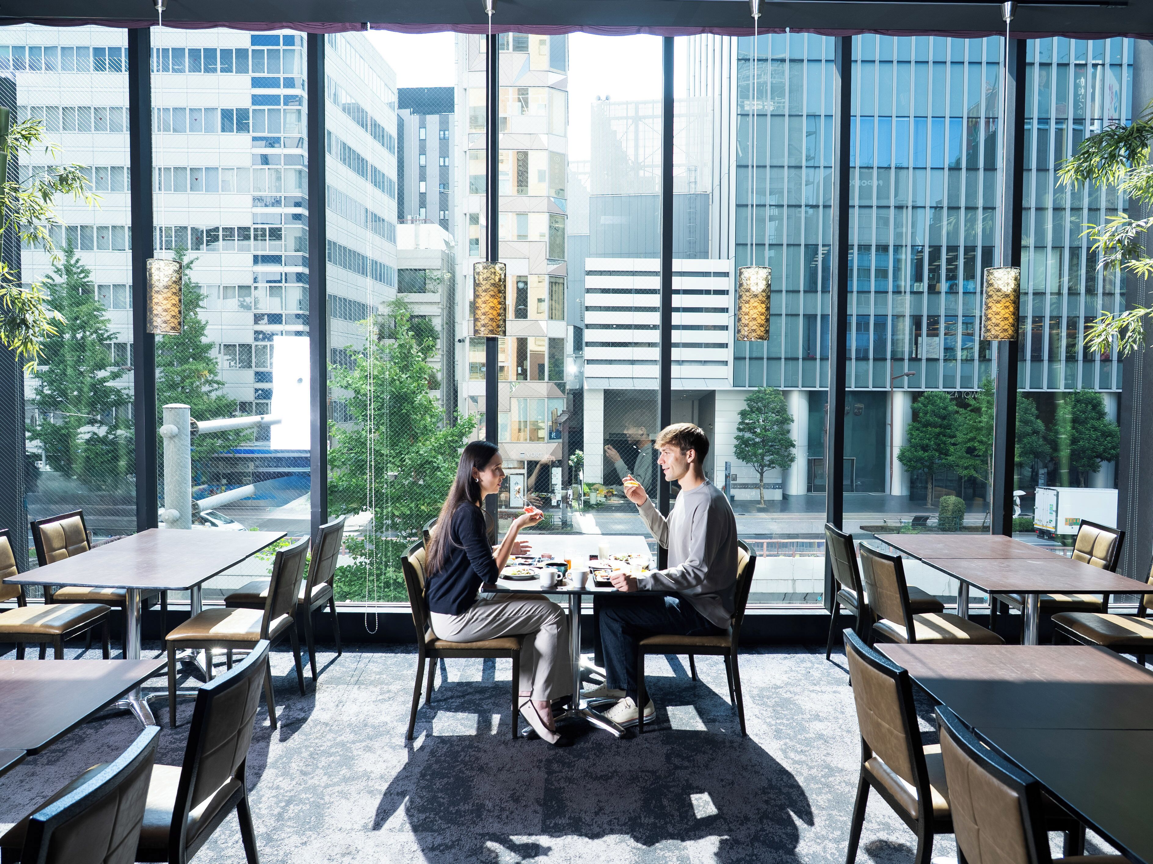 朝食 (ビュッフェ)、毎日提供 (1 名様 1500 JPY)