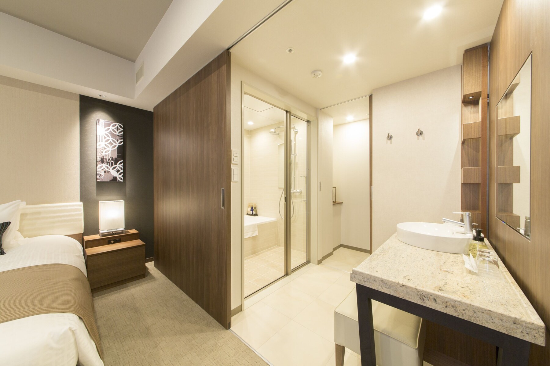 Executive Double Room, Non Smoking (Single Use) | In-room safe, soundproofing, iron/ironing board (on request)
