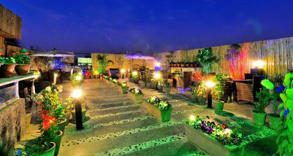 Hotel Aman Continental