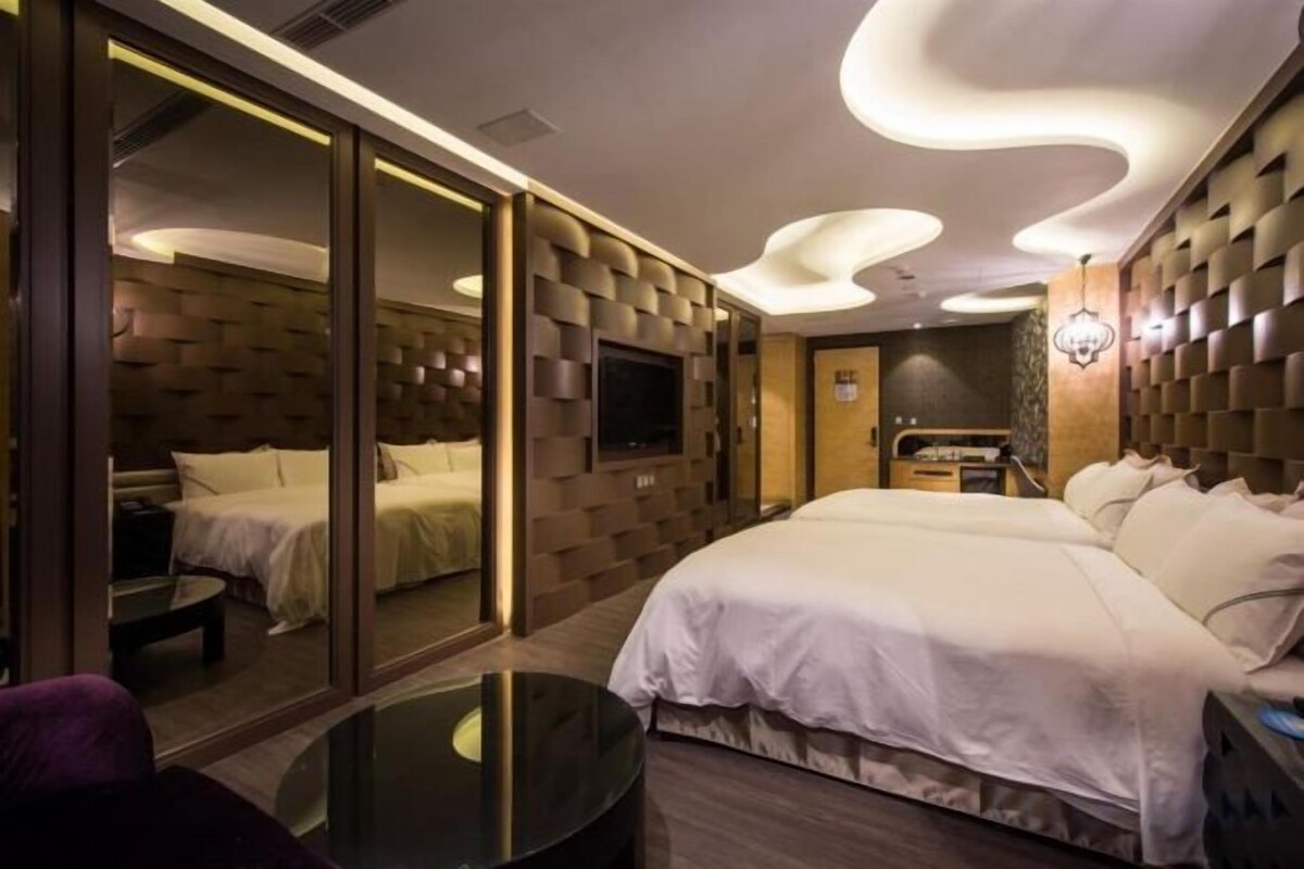 Luxe beddengoed, een gratis minibar, een kluis op de kamer