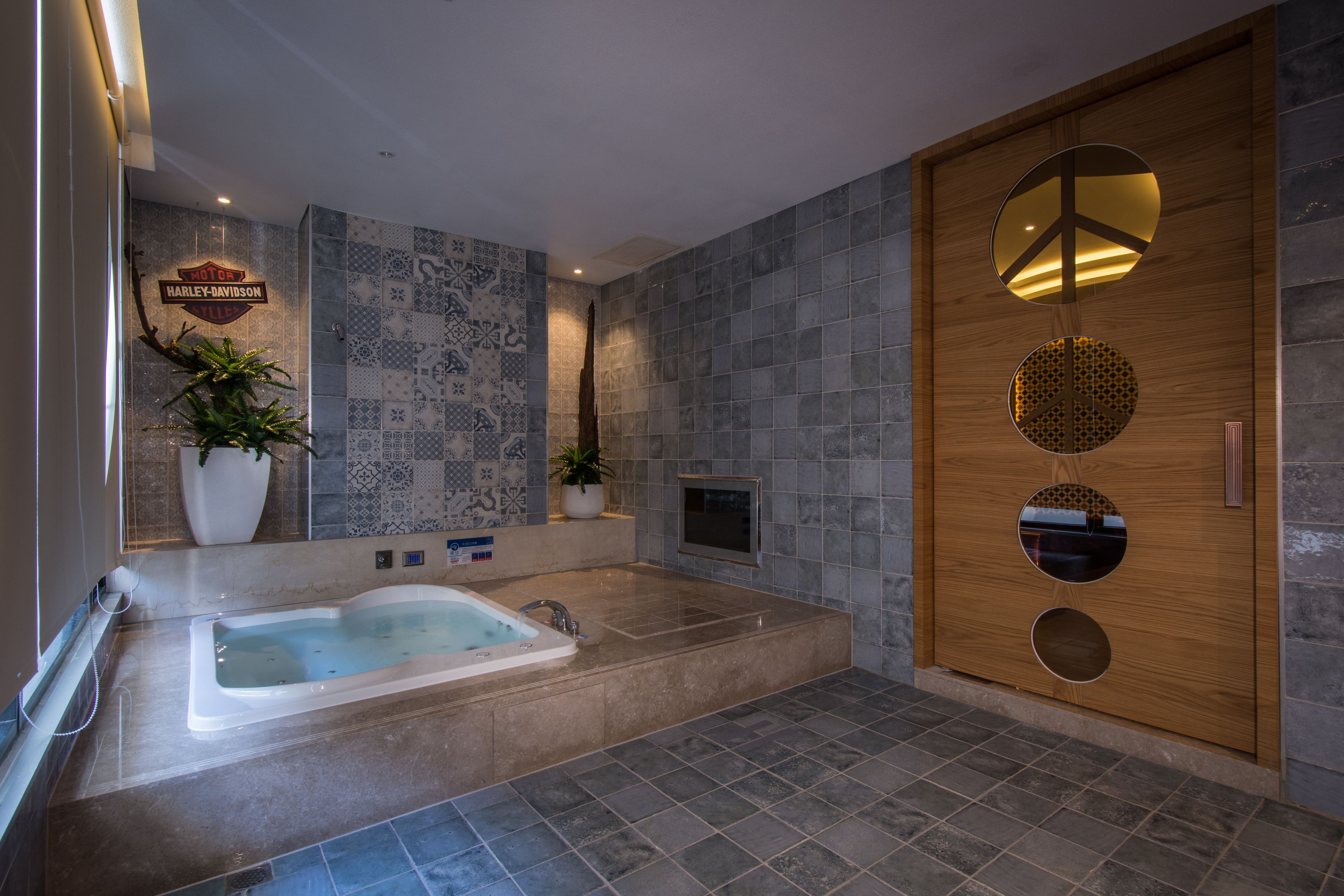 exclusive room, sauna (checkin after 6pm, 21pm on saturday) | bathroom | separate bathtub and shower, jetted bath, free toiletries, hair dryer