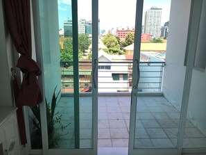 Departamento familiar | Ropa de cama de alta calidad y caja de seguridad en la habitación