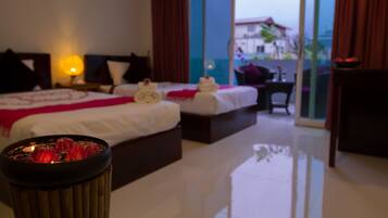 Deluxe Twin Room, Balcony | Premium bedding, in-room safe, free WiFi