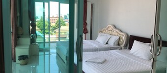 Richly Boutique Hotel & Hostel