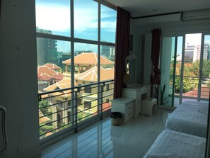 Family Apartment | Premium bedding, in-room safe, free WiFi - Richly Boutique Hotel & Hostel (Phnom Penh)