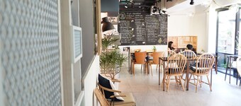 Nihao Cafe Hotel