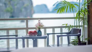 Suite Junior, balcone | Vista spiaggia/mare