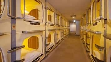 Capsule Room, Men Only, Non Smoking | In-room safe, free WiFi, bed sheets