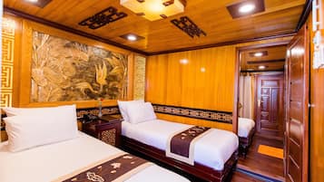 Family Quadruple Room | 2 bedrooms, premium bedding, pillow-top beds, minibar