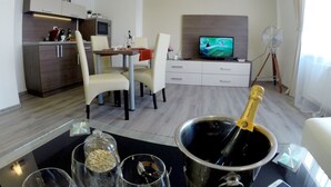 Grand Apartment | Living room | LCD TV - Residence Spalena (Prague)