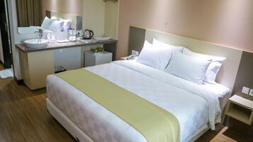 Caja de seguridad en la habitación, escritorio y insonorización