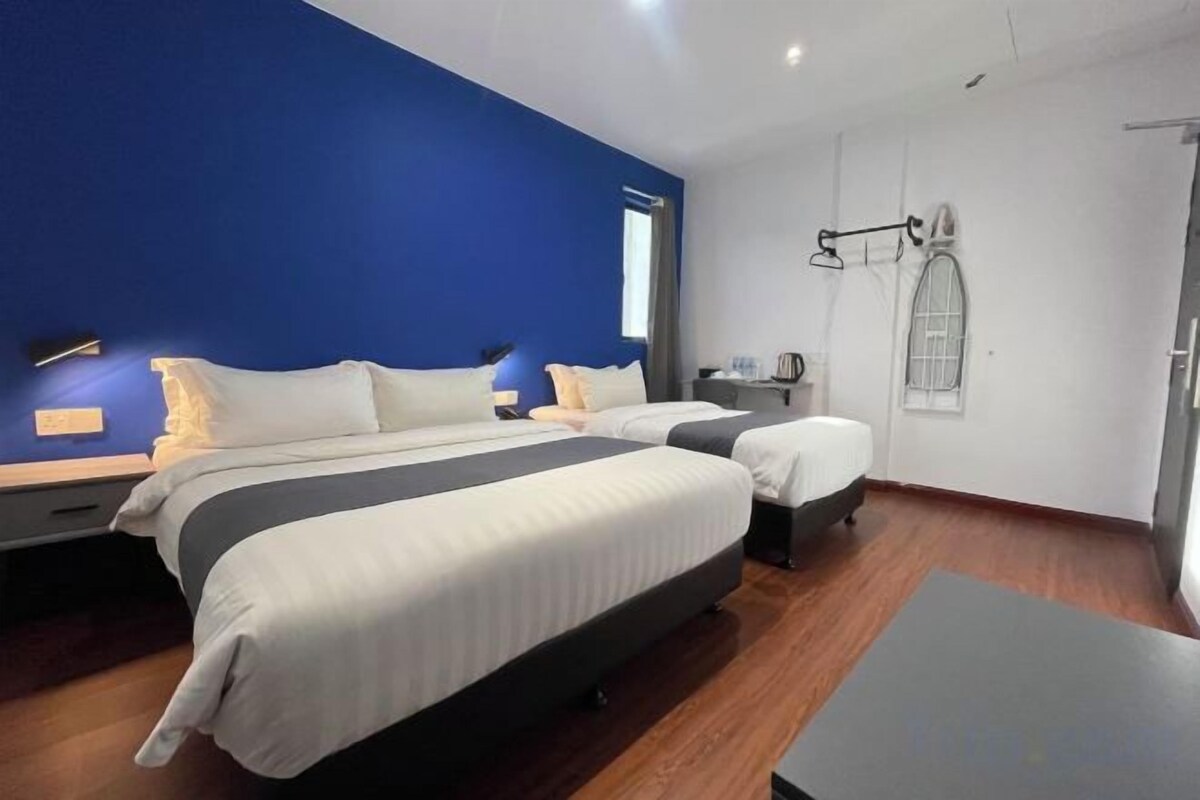 Ropa de cama de alta calidad, edredón y escritorio 