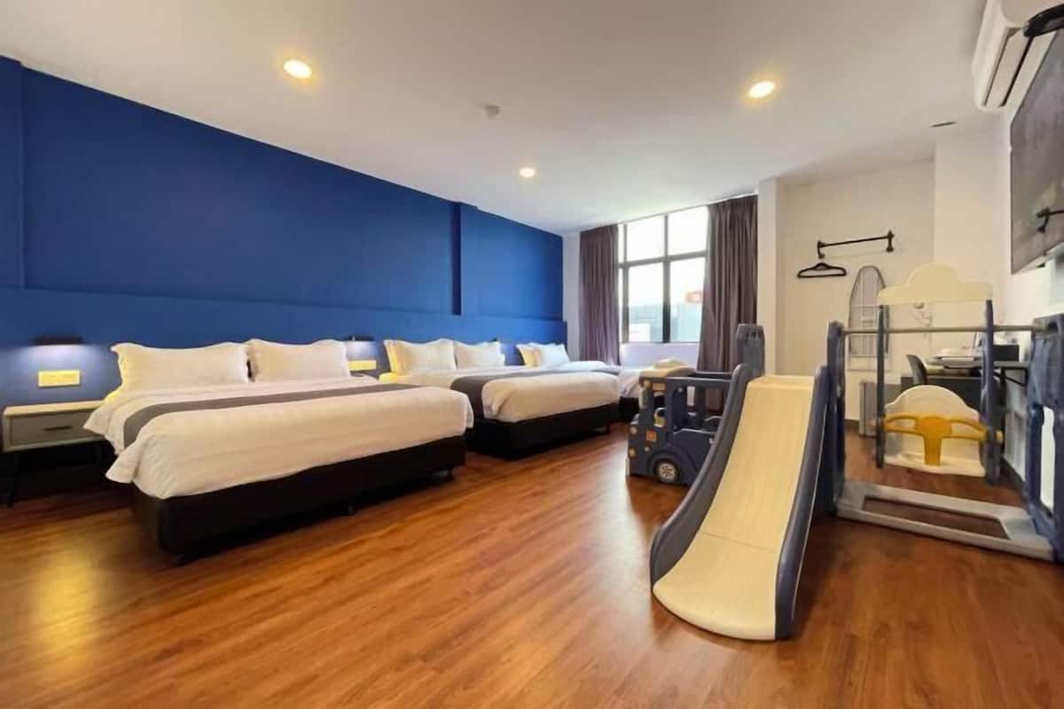 Literie de qualité supérieure, couette en duvet d'oie, bureau