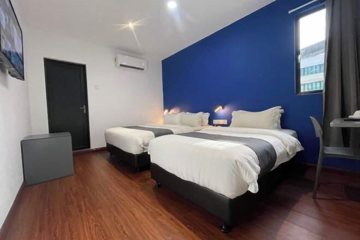 Premium bedding, down comforters, desk, laptop workspace