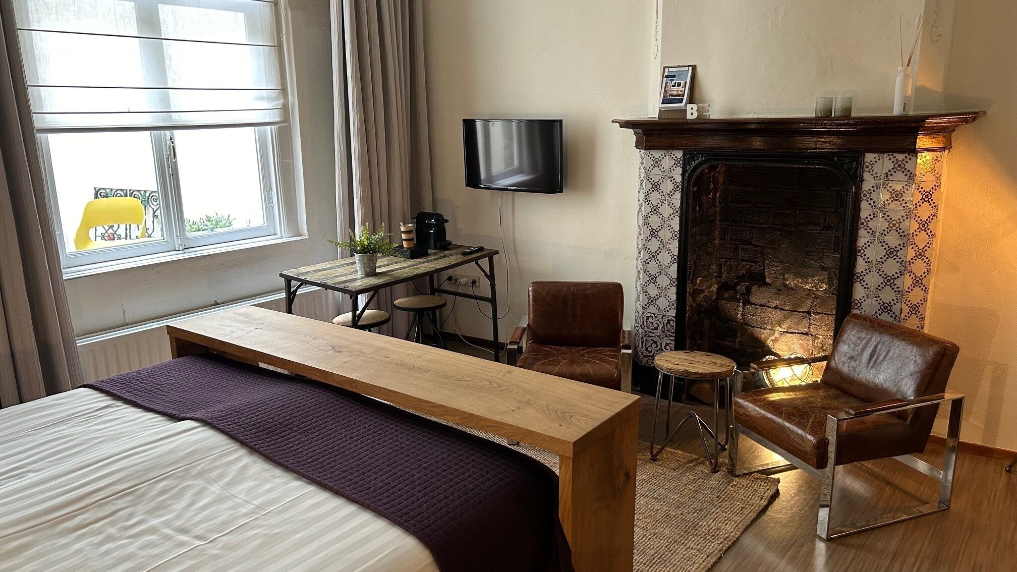 superior double room | individually decorated, individually furnished, iron/ironing board