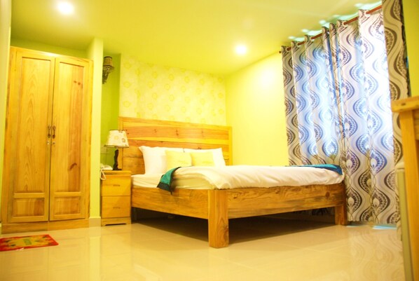 Deluxe Double Room | Minibar, in-room safe, desk, soundproofing