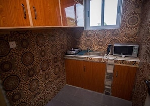 Fridge - Tribeca Guest House (Accra)