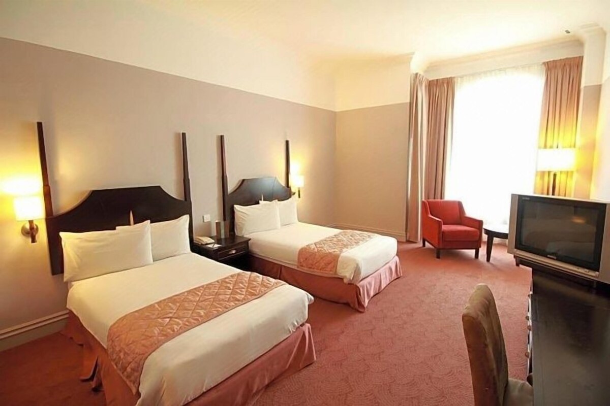 In-room safe, desk, blackout drapes, iron/ironing board (on request)
