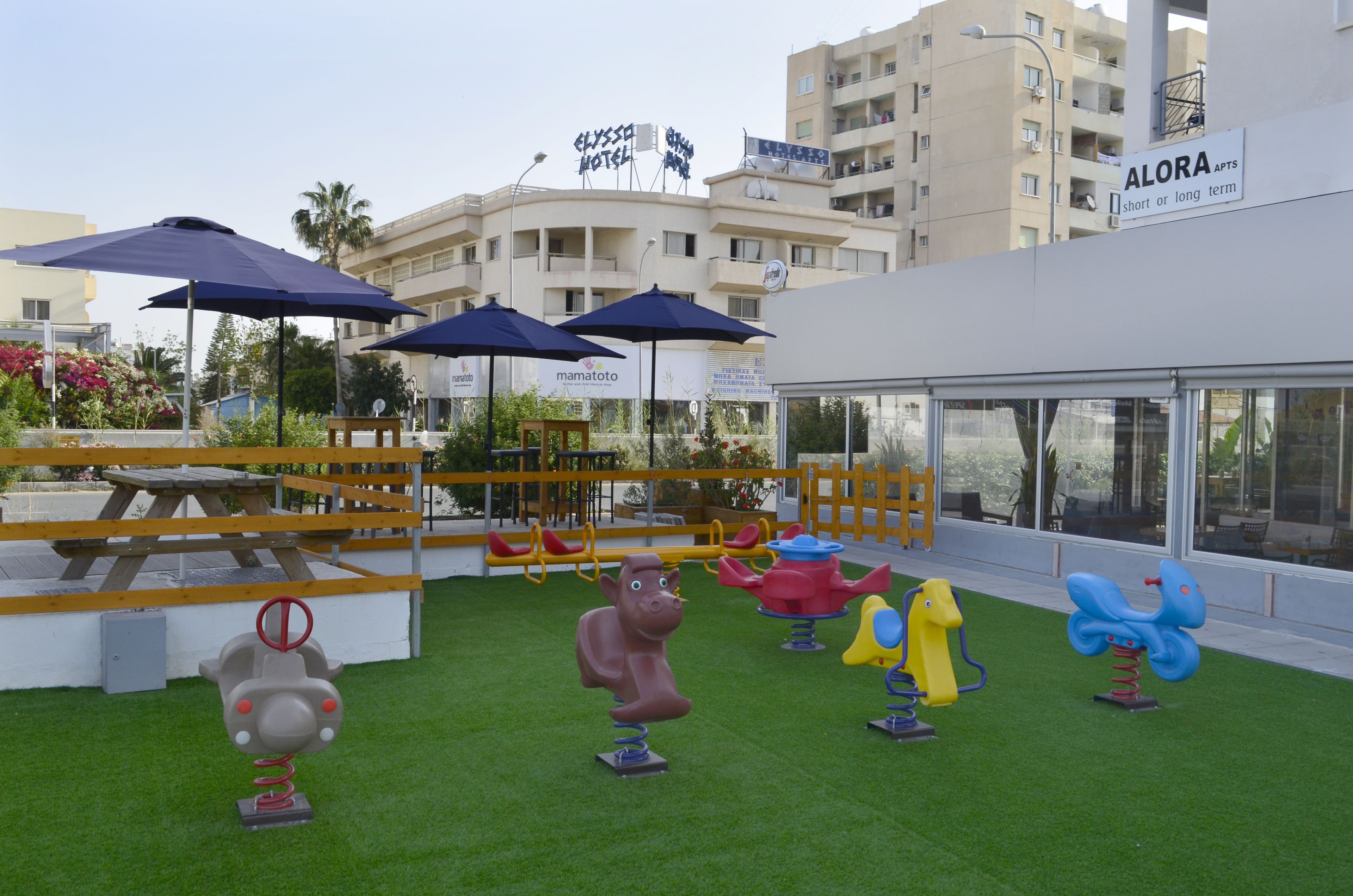 children’s play area – outdoor