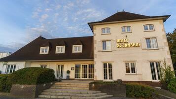 Overnatningsstedets facade