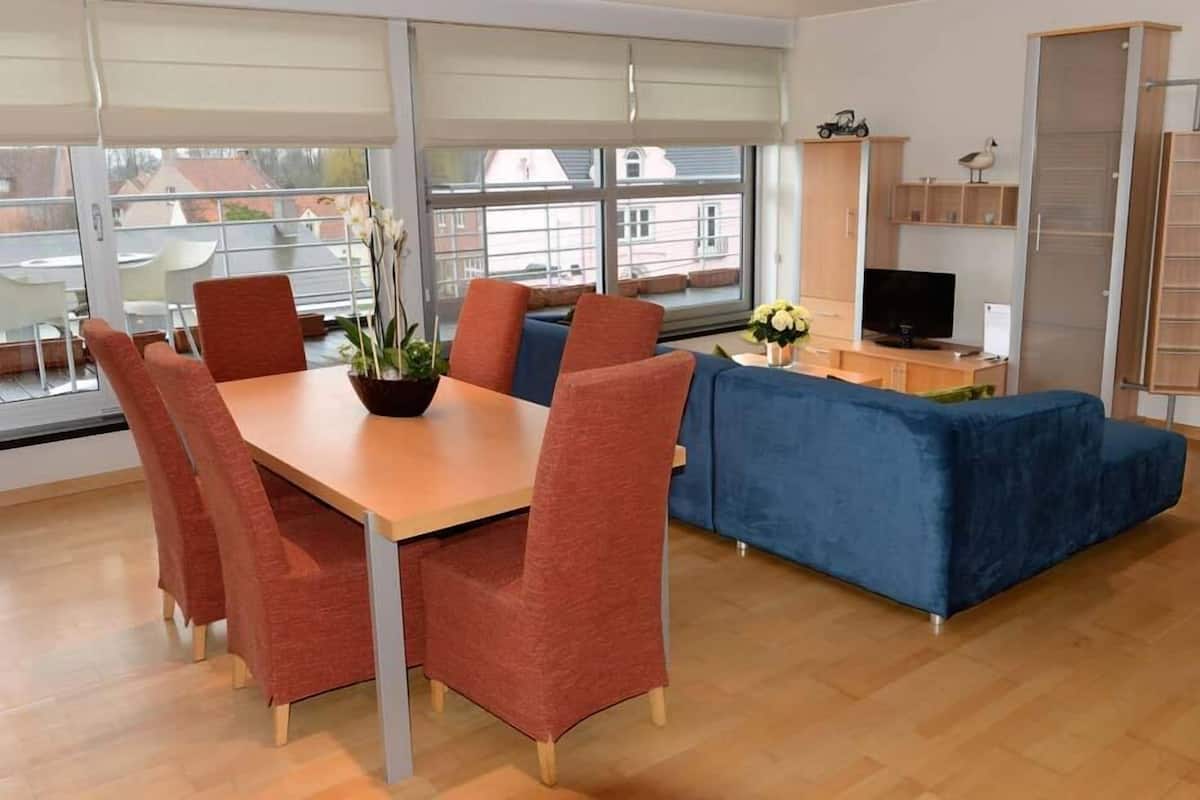 Studio | Woonkamer | Een flatscreentelevisie