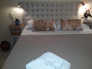 Room - Green Bay Hotel (Kefalonia)