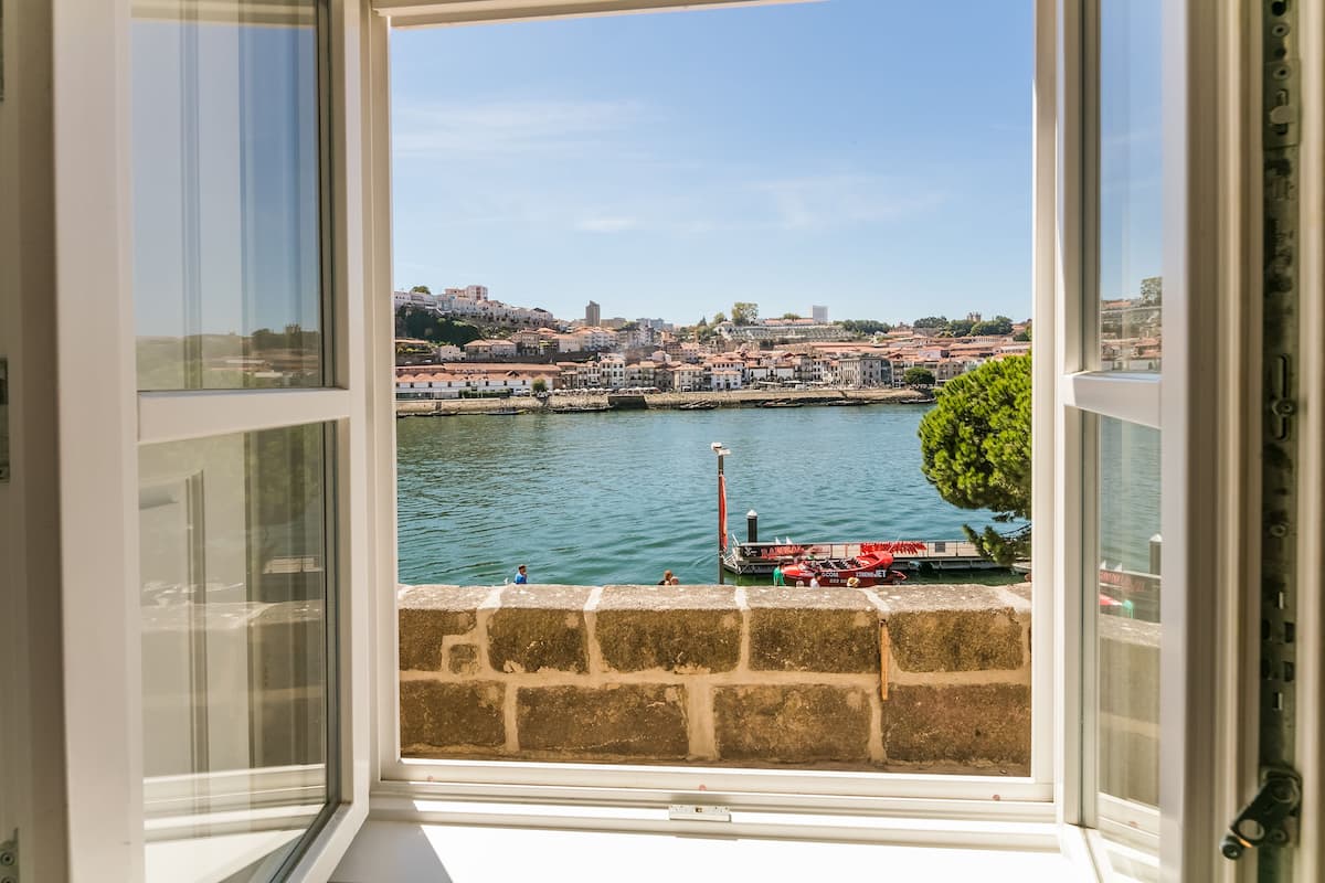Apartment, 2 Schlafzimmer, Balkon, Annex | Blick auf das Wasser