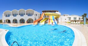 2 indoor pools, 2 outdoor pools, pool umbrellas, sun loungers - Hotel Meninx Djerba (Djerba Midun)