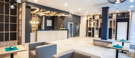 ロビー応接スペース