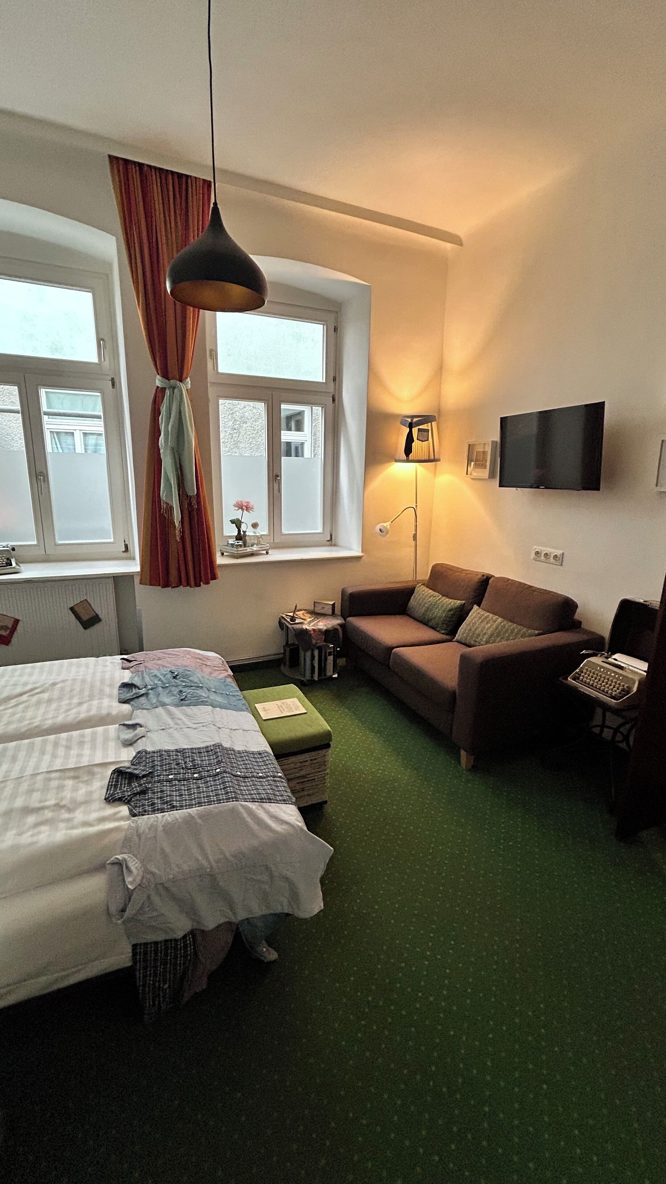 ห้องดับเบิล | เครื่องนอนป้องกันสารก่อภูมิแพ้, ผ้าม่านกันแสง, Wi-Fi ฟรี, ผ้าปูที่นอน