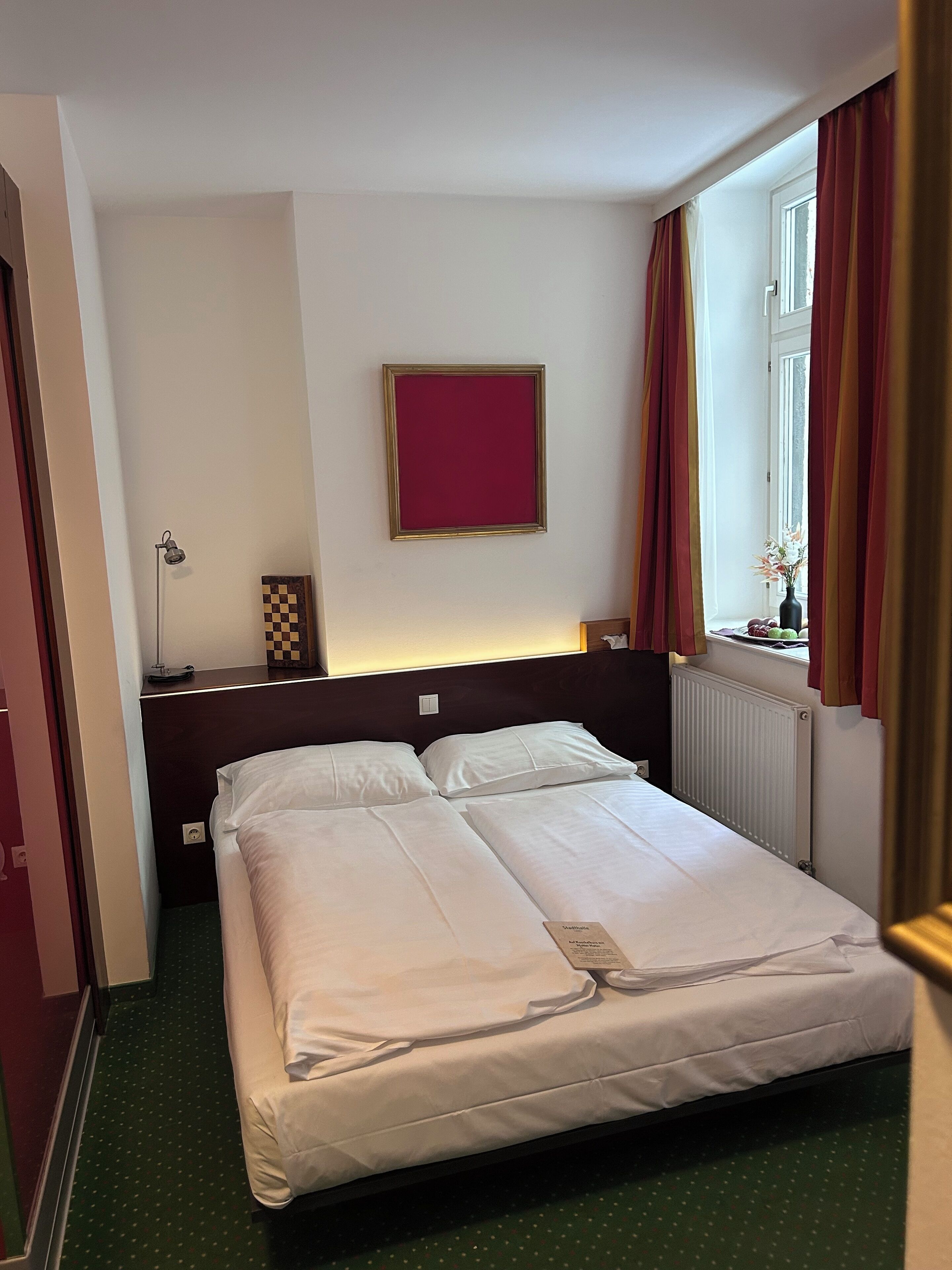 Photo - Pension Stadthalle