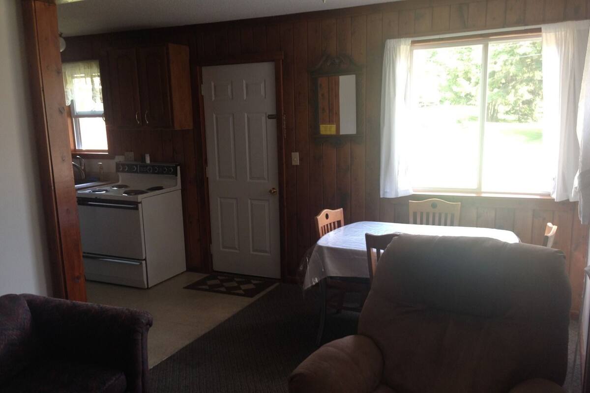 Cabin 5, 1 room | In-room dining