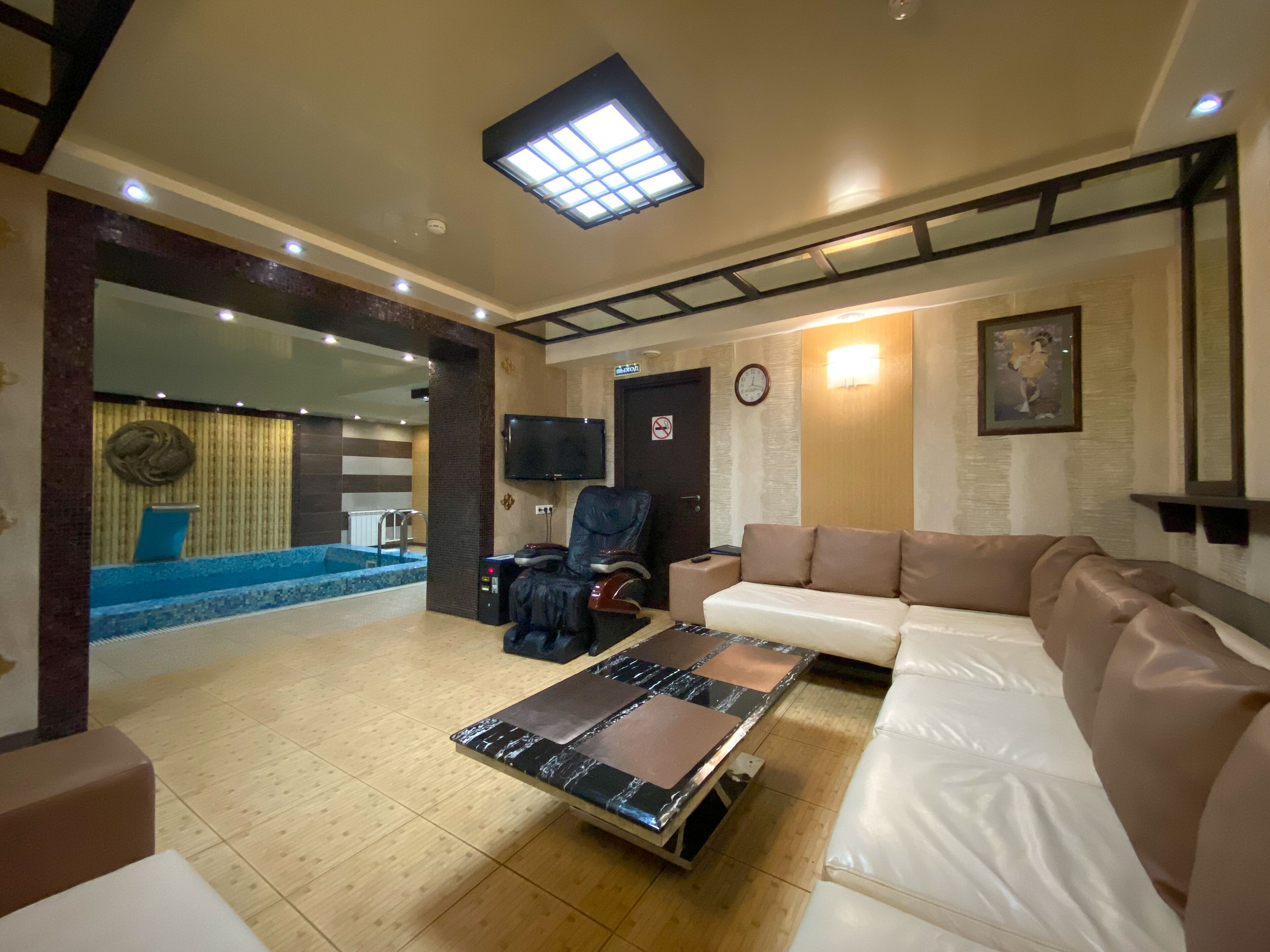 Body treatments, deep-tissue massages, sports massages, body wraps