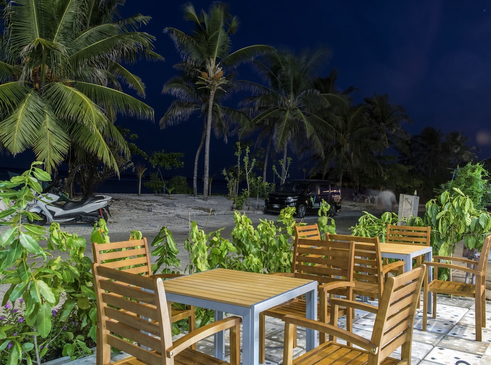 Vista Beach Retreat Hotel