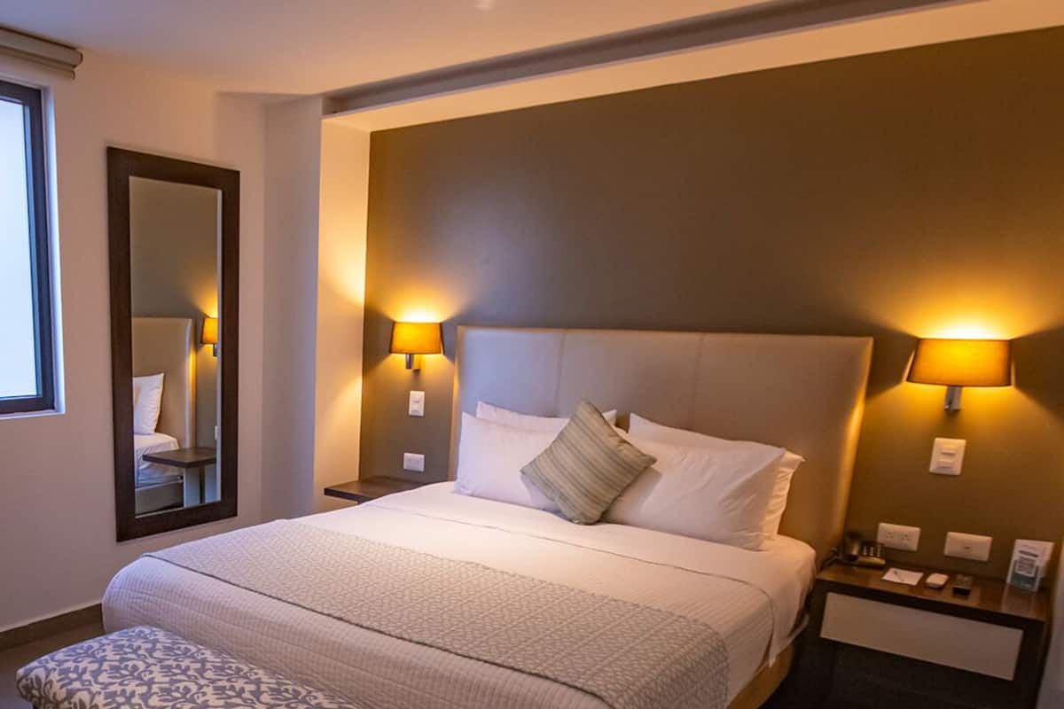 Standard Single Room, 1 Large Single Bed | 1 bedroom, premium bedding, minibar, in-room safe