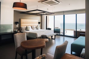 Suite Premium, 1 cama King size, vista al mar con jacuzzi privado | Premium bedding, minibar, in-room safe, desk - Hotel Poseidon (Manta)