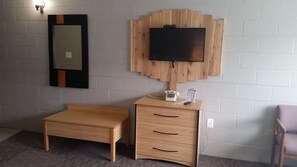 Room, 1 Queen Bed, Non Smoking