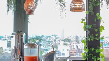 Desayuno buffet incluido todos los días