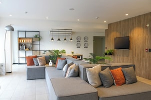 Televisión LCD 32 pulgadas con canales de televisión digitales