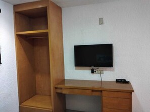 Standard Room | Free WiFi