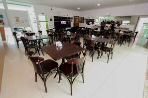 Free daily buffet breakfast  - Hotel Talissa 2 (Manaus)